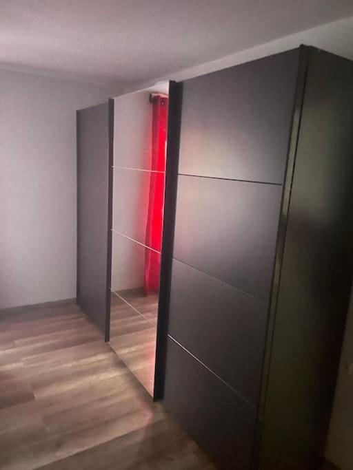 Ferienwohnung Outletcity Metzingen Metzingen  Buitenkant foto